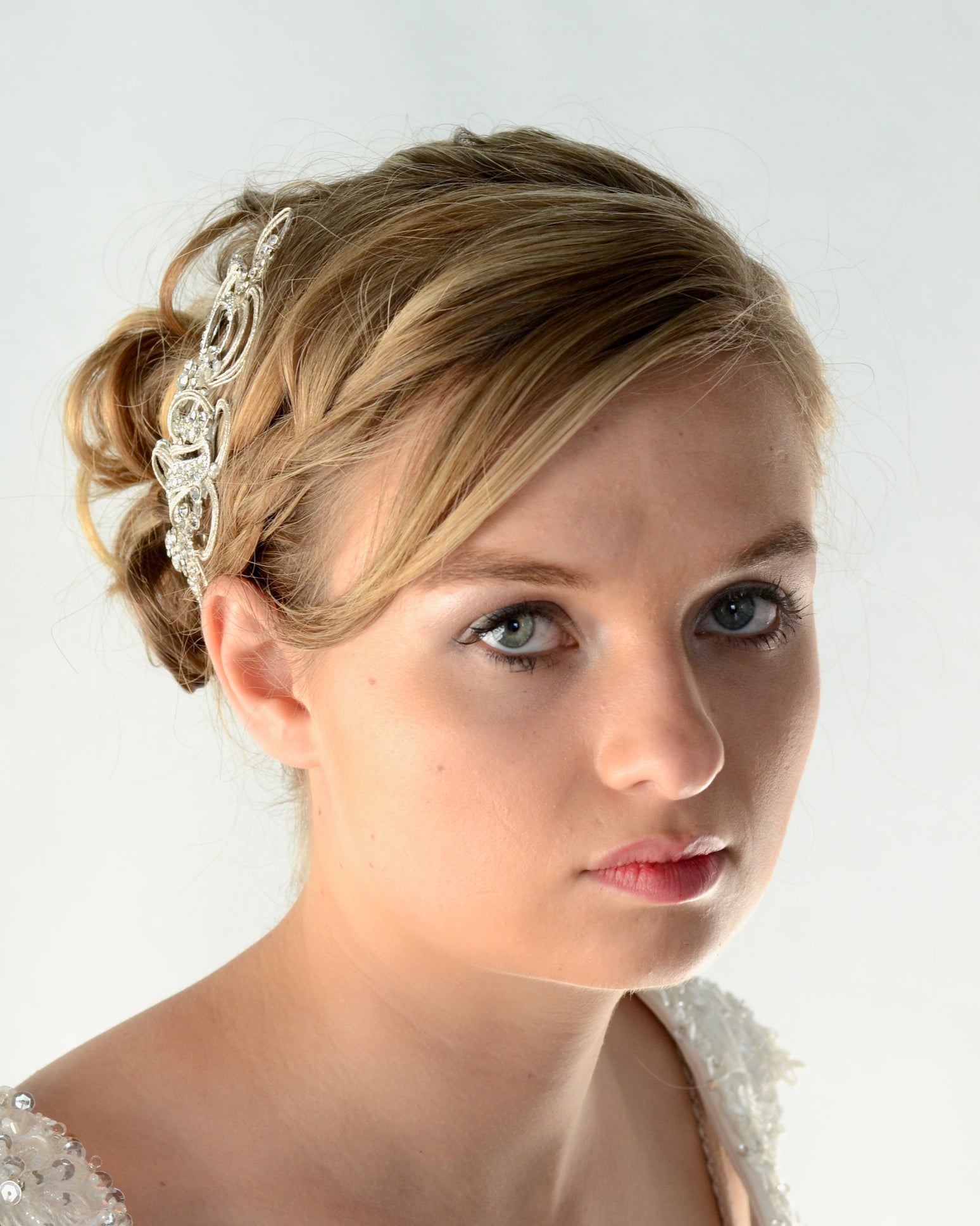 Lola silver bridal comb — alternate view 3