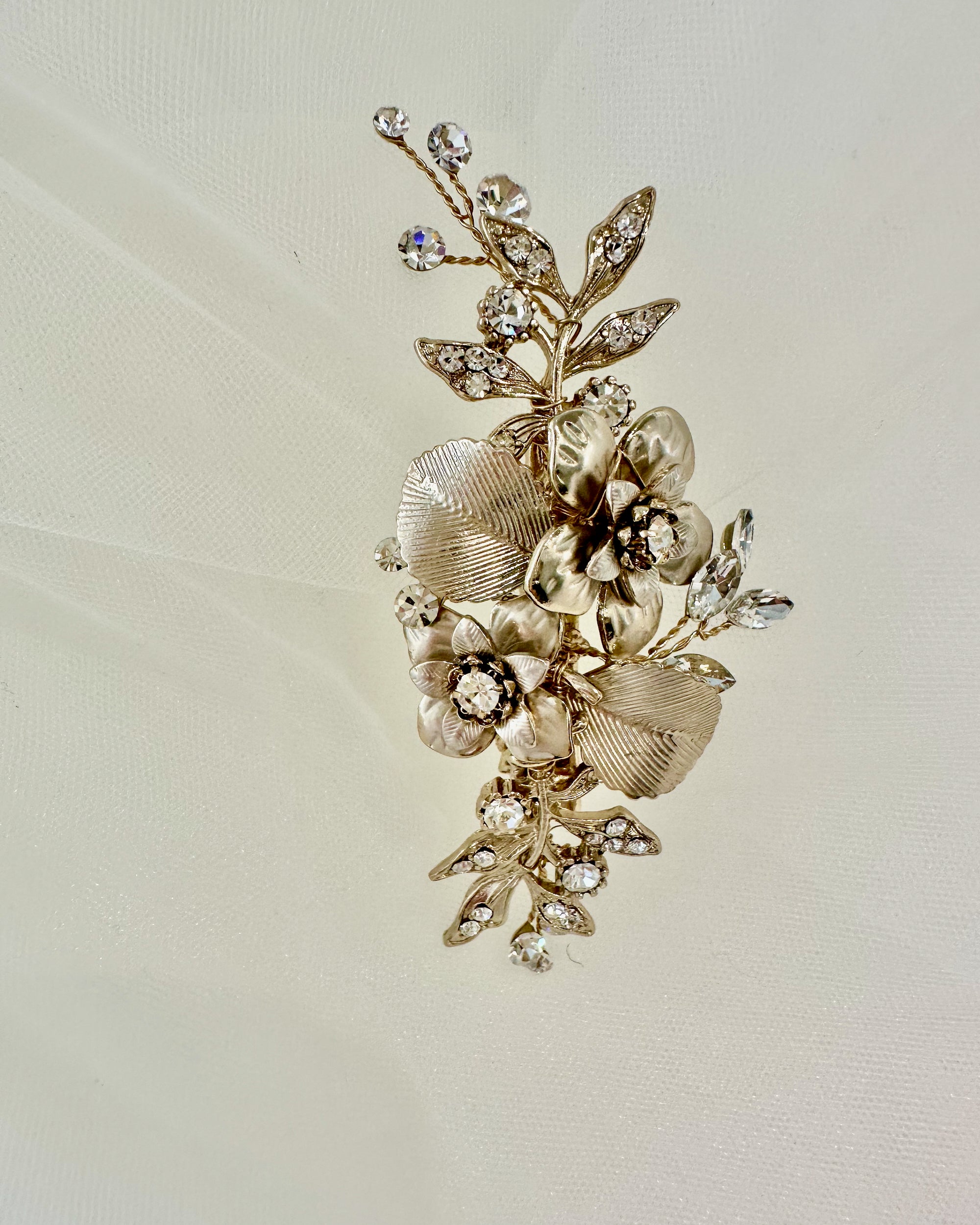 Fleur Gold bridal comb by Windsor Bridal Jewellery