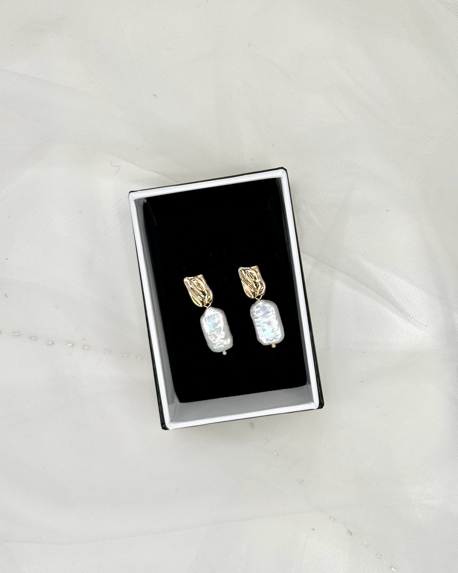 Niamh Bridal Earrings in gold — alternate view 3