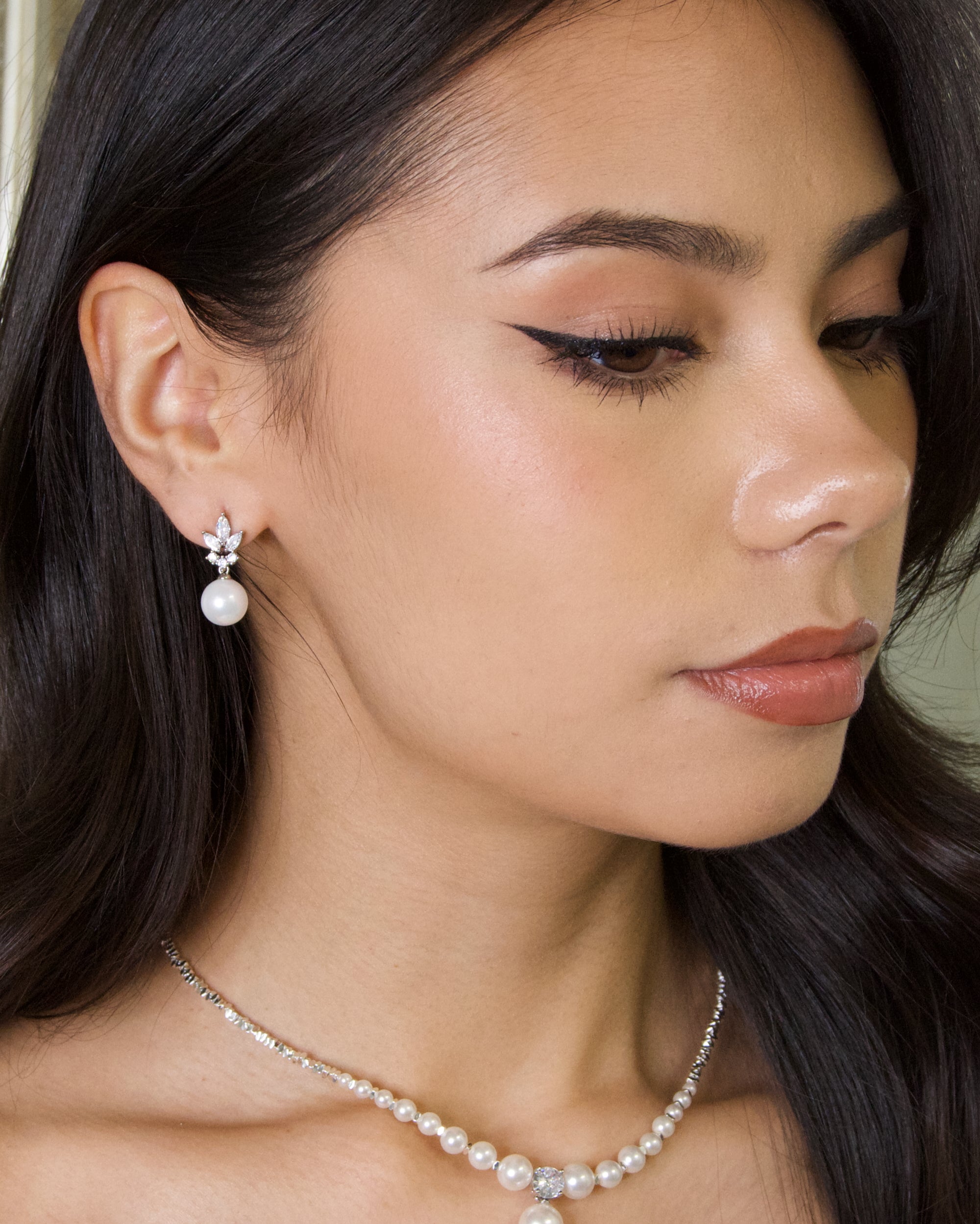 Lee Bridal Pearl Earrings in silver by Windsor Bridal Jewellery