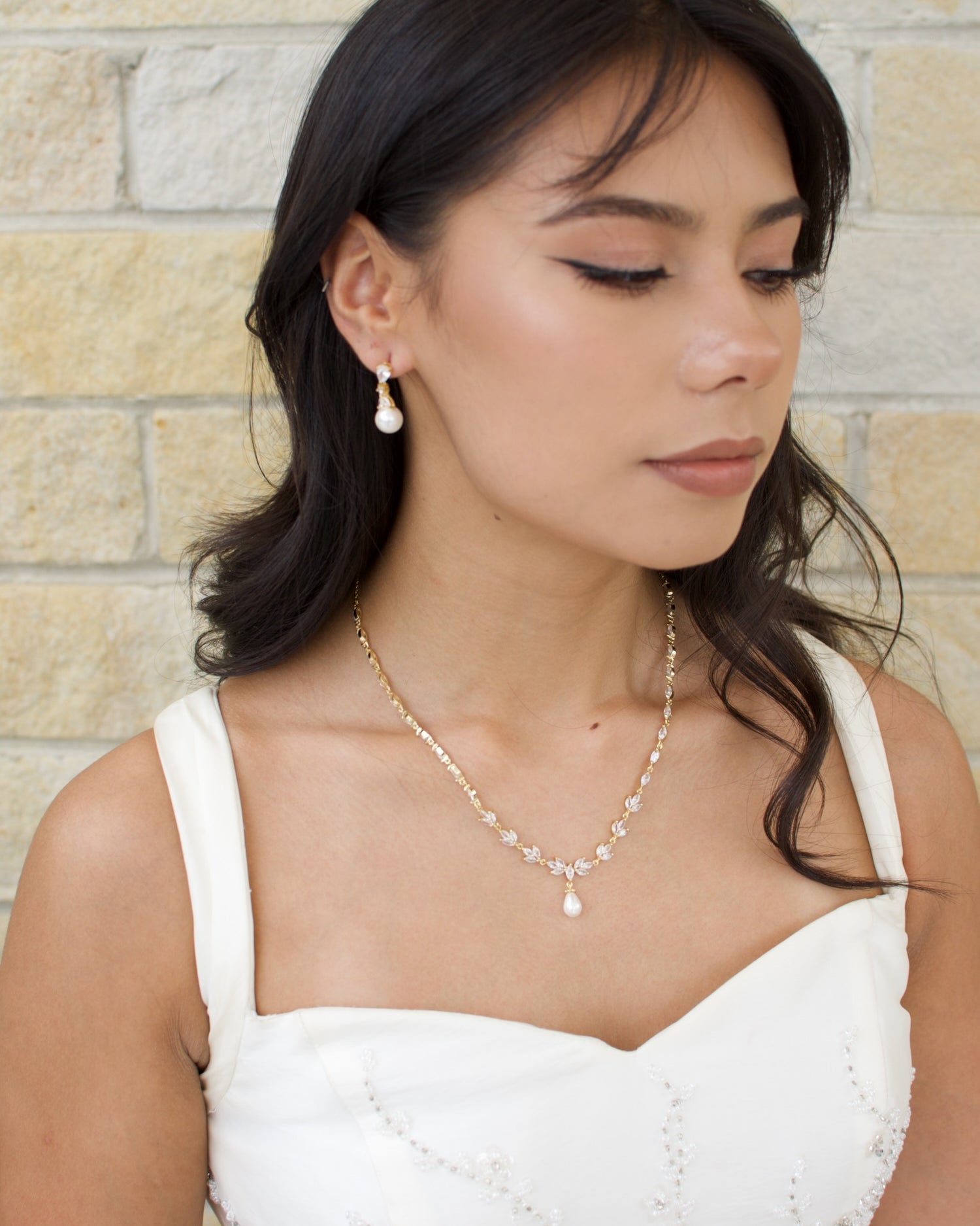 Leah Gold bridal necklace — alternate view 3