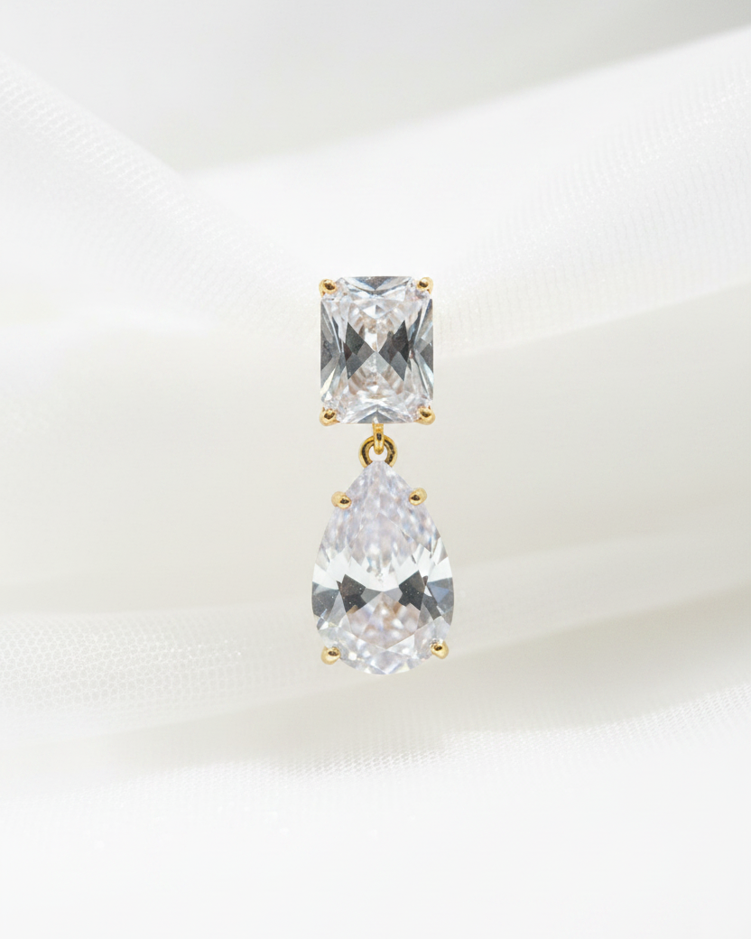 Ada Gold Crystal Bridal Earring - macro detail shot