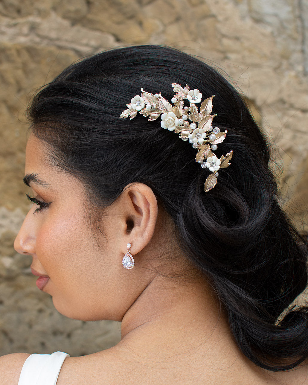 Piper gold bridal comb by Windsor Bridal Jewellery