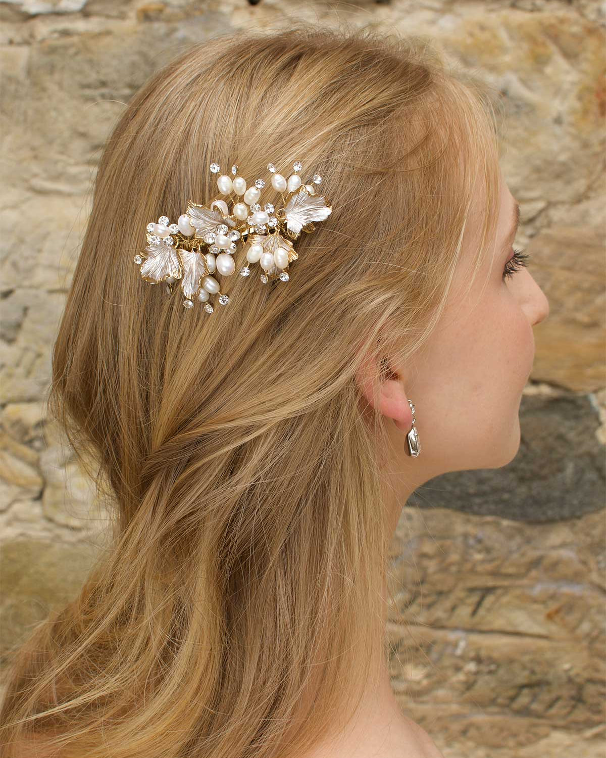 Cilla Gold comb by Windsor Bridal Jewellery