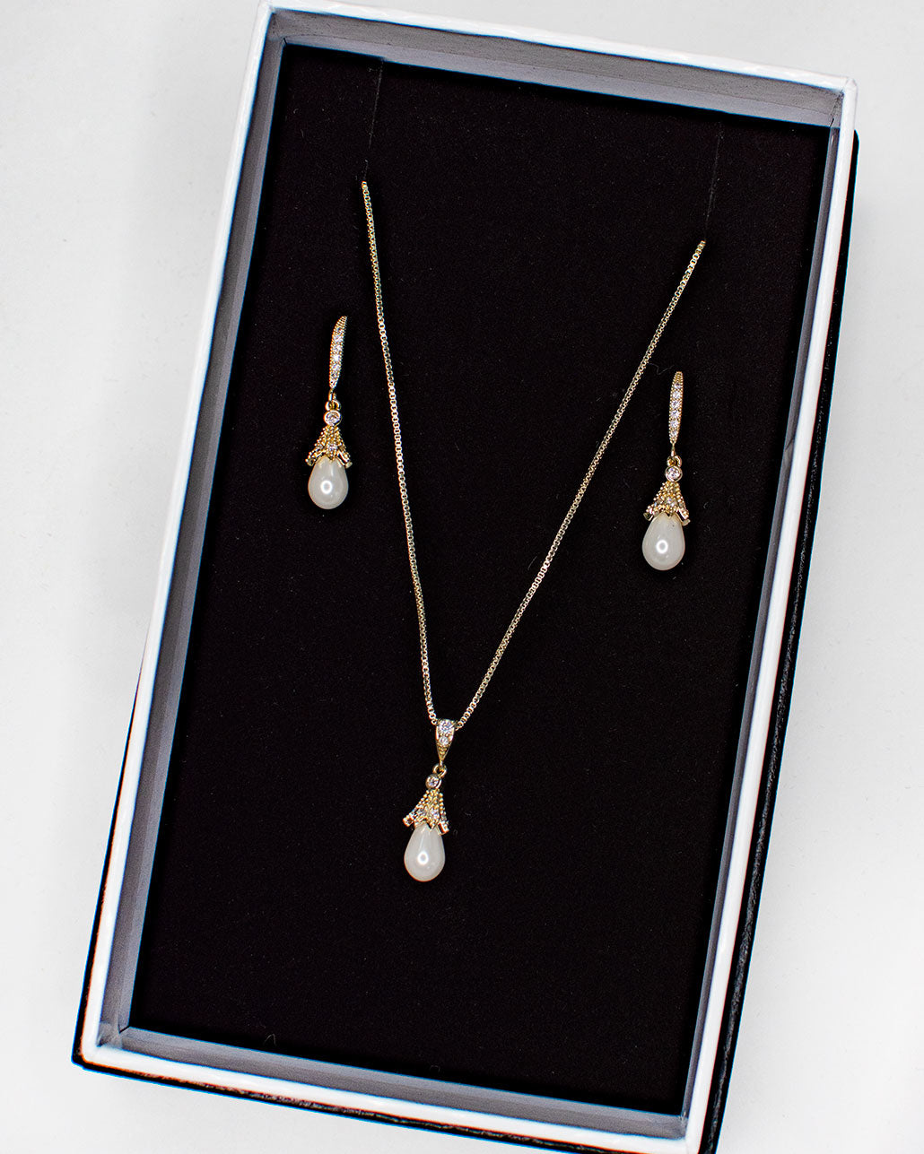 Maribel Gold necklace and earring set — alternate view 3
